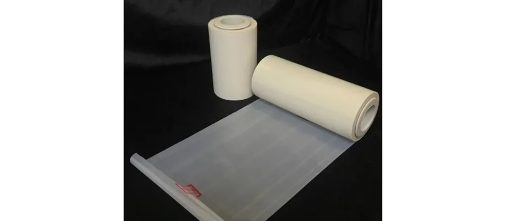 PLA vs PBAT: The Better Choice for Eco-Friendly Food Packaging? 6 PLA vs PBAT Transparency and Appearance