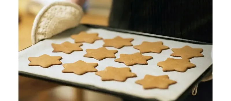 Types of Paper for Food Packaging: A Comprehensive Guide 13 Parchment Paper Baking Paper