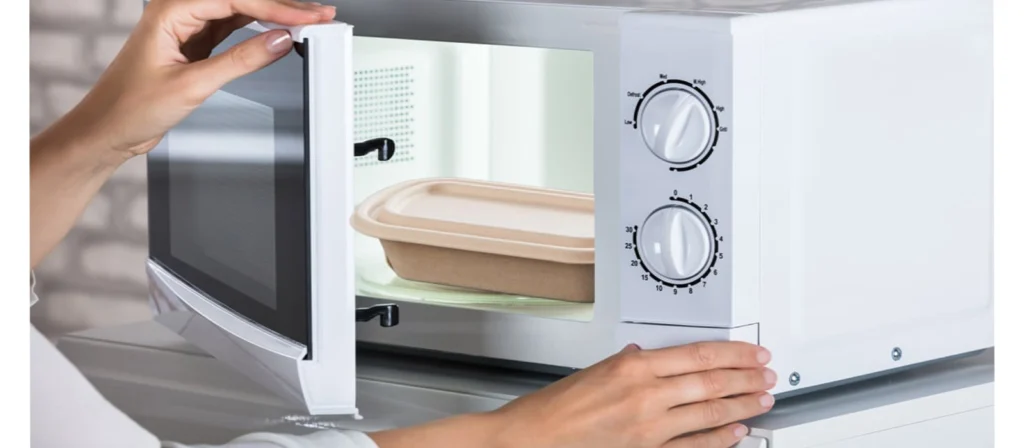Can You Microwave Paper Plates? 6 When Is It Safe to Microwave Paper Plates