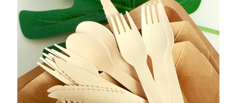 Wooden Cutlery Vs Plastic Cutlery: Which Is Better for You 1 What is Wooden Cutlery Made From