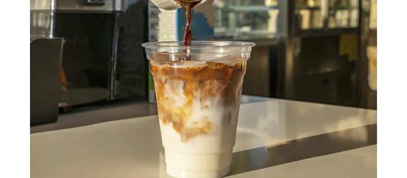 What Are Disposable Coffee Cups Made Of? 7 Plastic Coffee Cup